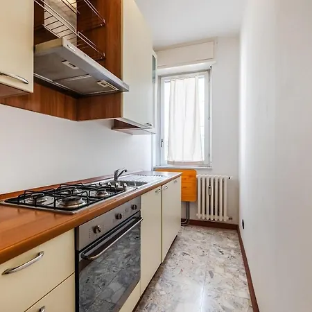 Lejlighed Casa Garibaldi 5 Minutes From The Subway - Wifi Milano